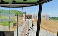 Le train panoramique du Puy de Dôme. L'arrivée en gare d'en-bas du Panoramique des Dômes. Cliquer pour agrandir l'image.