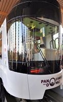 Le train panoramique du Puy de Dôme. Une rame du Panoramique des Dômes en gare d'en-bas. Cliquer pour agrandir l'image.