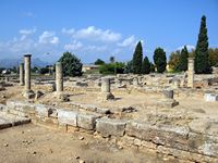 Les ruines de la cité romaine de Pollentia à Majorque. La façade de la Maison des Deux Trésors sur le decumanus (auteur Olaf Tausch). Cliquer pour agrandir l'image.