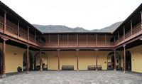 De stad Garachico in Tenerife. Voormalig klooster San Francisco, klooster. Klikken om het beeld te vergroten in Adobe Stock (nieuwe tab).