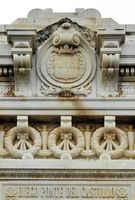 De stad La Orotava in Tenerife. Mausoleum, de tuinen van Quinta Roja. Klikken om het beeld te vergroten in Adobe Stock (nieuwe tab).