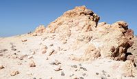 Het Nationaal Park van de Teide in Tenerife. Vorming van kalksteen aan de top van de Teide. Klikken om het beeld te vergroten.