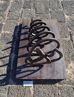 La ville d'Arrecife à Lanzarote. Le château Saint-Joseph. Sculpture en fer forgé de Chirino. Cliquer pour agrandir l'image.