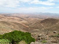 De landelijke park van Betancuria in Fuerteventura. Gezien vanuit het oogpunt Morro Velosa (auteur Norbert Nagel). Klikken om het beeld te vergroten.