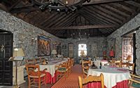 La ville de Betancuria à Fuerteventura. La salle à manger de la Casa Santa María. Cliquer pour agrandir l'image.