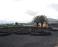 Het monument aan de boer (Monumento al Campesino) in Lanzarote.  Ligging Klikken om het beeld te vergroten.