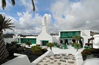 Het monument aan de boer (Monumento al Campesino) in Lanzarote. Restaurant. Klikken om het beeld te vergroten.