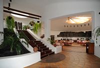 Het monument aan de boer (Monumento al Campesino) in Lanzarote. Restaurant trap. Klikken om het beeld te vergroten.