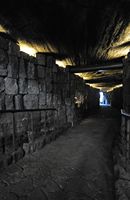 Het monument aan de boer (Monumento al Campesino) in Lanzarote. Vulkanische tunnel van het restaurant. Klikken om het beeld te vergroten.