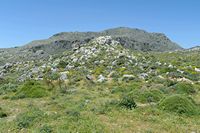 Le village de Patsianos en Crète. Le mont Angathes vu depuis Kallikratis. Cliquer pour agrandir l'image dans Adobe Stock (nouvel onglet).