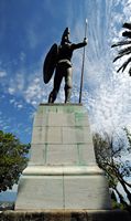 L’Achilleion, le palais de Sissi à Corfou. La statue d'Achille victorieux. Cliquer pour agrandir l'image dans Adobe Stock (nouvel onglet).