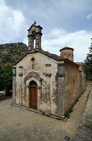 La ville de Vryssès en Crète. L'église Saint-Nicolas à Kyriokoselia près de Stylos. Cliquer pour agrandir l'image dans Adobe Stock (nouvel onglet).