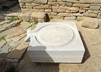 Le Quartier du Théâtre de Délos en Grèce. Pierre de la Maison au Dionysos. Cliquer pour agrandir l'image.