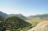 Géographie de l’île de Crète. Le plateau d'Askyfou. Cliquer pour agrandir l'image.