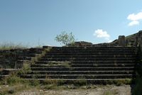 Escalier conduisant de l'agora au quartier résidentiel du site de Camiros à Rhodes. Cliquer pour agrandir l'image.
