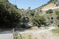 La ville de Sfakia en Crète. Le début des gorges d'Imbros. Cliquer pour agrandir l'image.