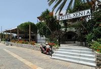 La ville de Sfakia en Crète. L'hôtel Xenia à Chora Sfakion. Cliquer pour agrandir l'image.