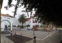 Le monastère Sainte-Claire de Funchal à Madère. École couvent de Santa Clara. Cliquer pour agrandir l'image.