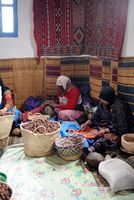 Le village d'Ounagha au Maroc. Production huile argan. Cliquer pour agrandir l'image.