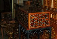 Le quartier de la Médina à Marrakech au Maroc. Boutique el edrissi, souk sebbaghine. Cliquer pour agrandir l'image.