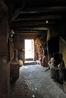 La ville d'Oukaïmeden au Maroc. Cuisine maison berbère, vallée Ourika. Cliquer pour agrandir l'image.